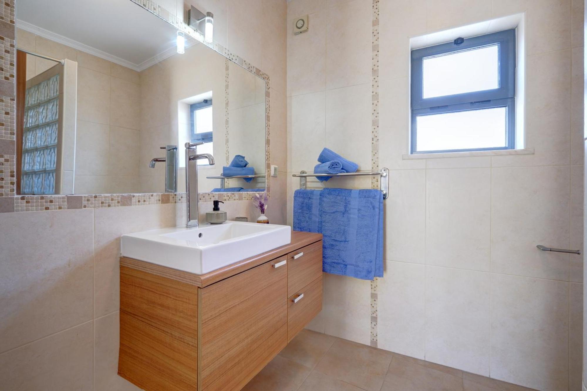 City Center, Private Parking, Ac, 6Ppl. Ольян Экстерьер фото