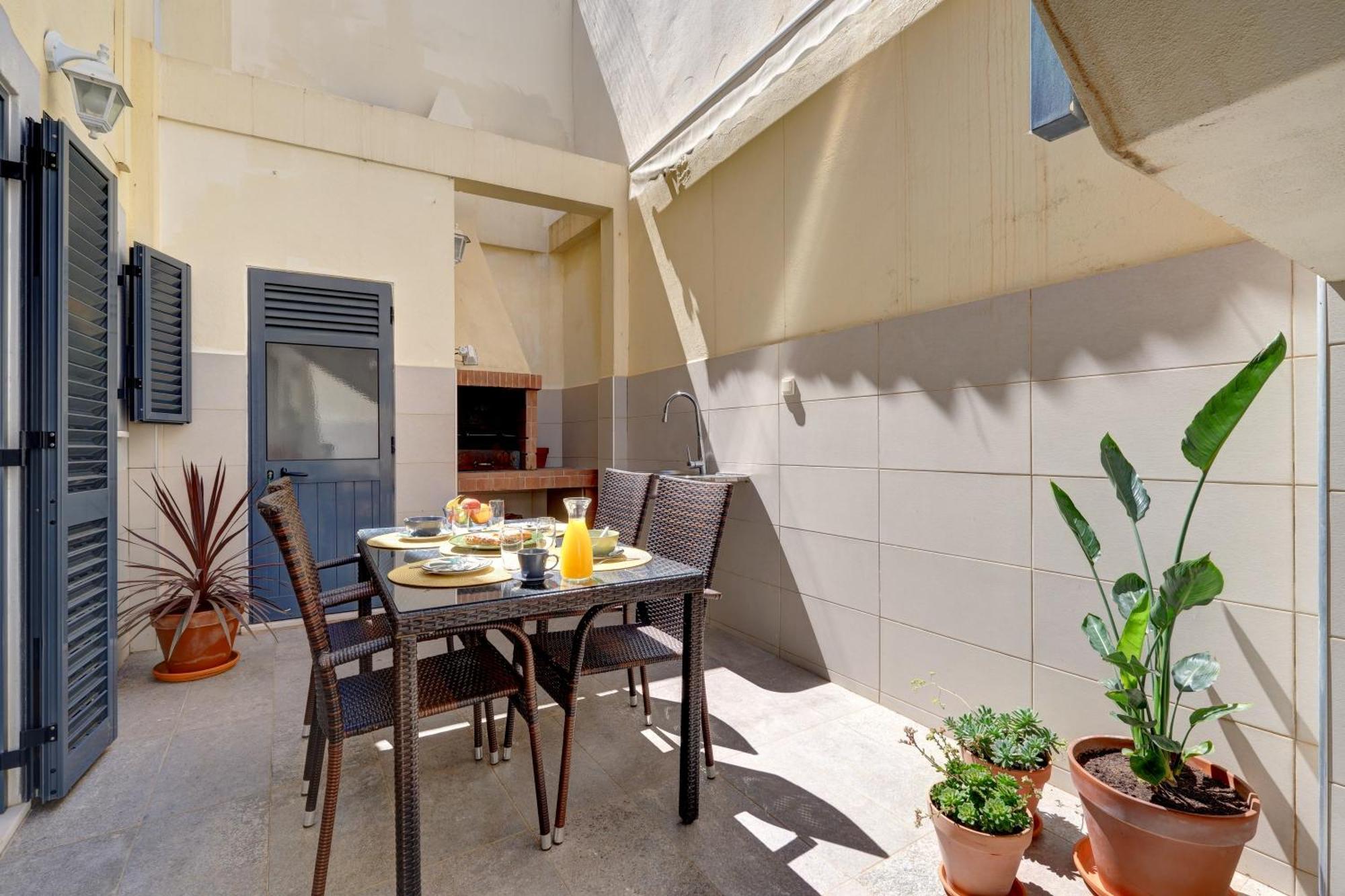 City Center, Private Parking, Ac, 6Ppl. Ольян Экстерьер фото